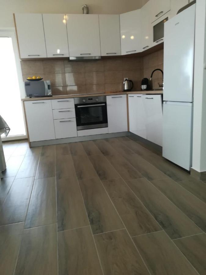 Apartment Villa Bijele Stijene Карлобаг Екстер'єр фото